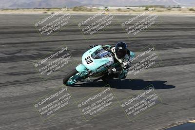 media/Jan-16-2026-CVMA Friday Practice (Fri) [[6f2bf47531]]/5-Racer 4-Trackday1/Session 2 (Bowl)/